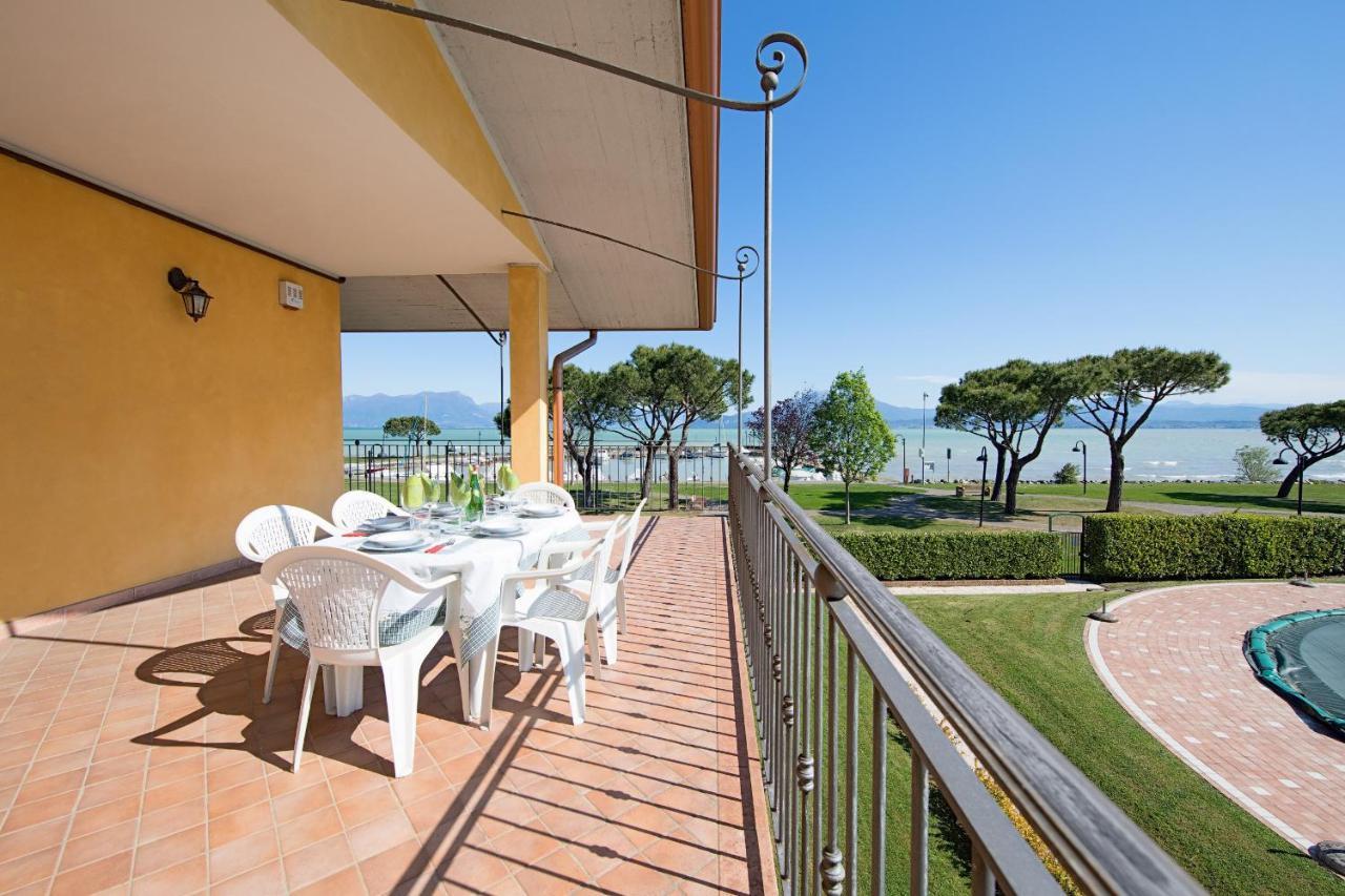 I Mosaici Apartments By Wonderful Italy Sirmione Exterior foto