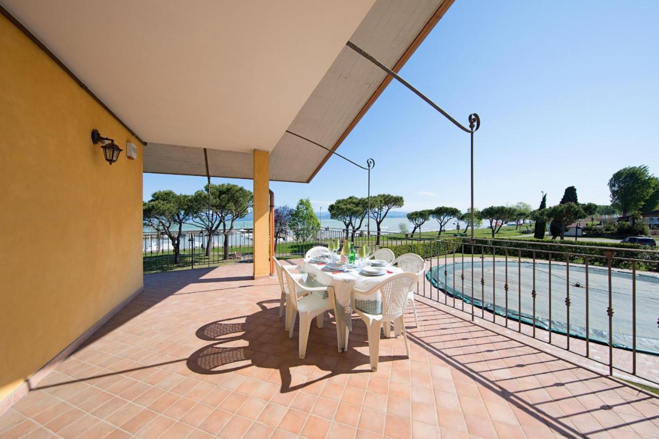I Mosaici Apartments By Wonderful Italy Sirmione Exterior foto