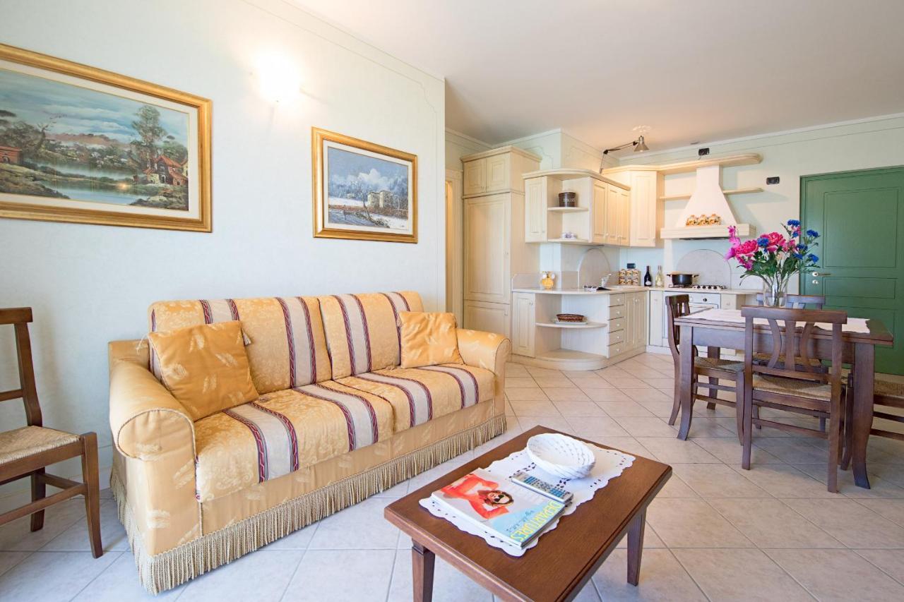 I Mosaici Apartments By Wonderful Italy Sirmione Exterior foto
